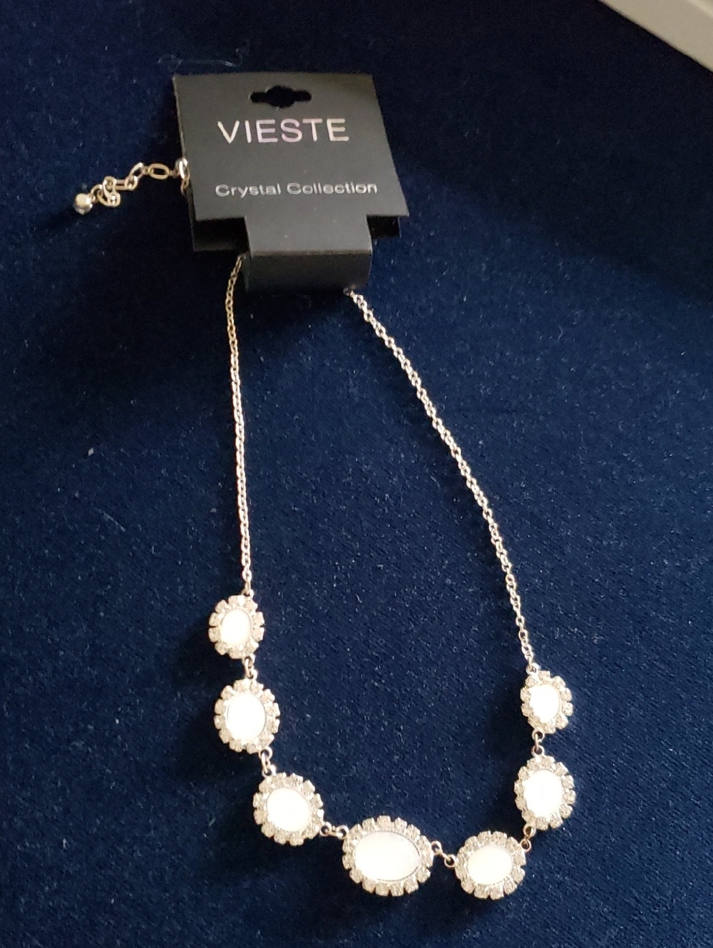 NWT-VIESTE White Crystal Statement Necklace